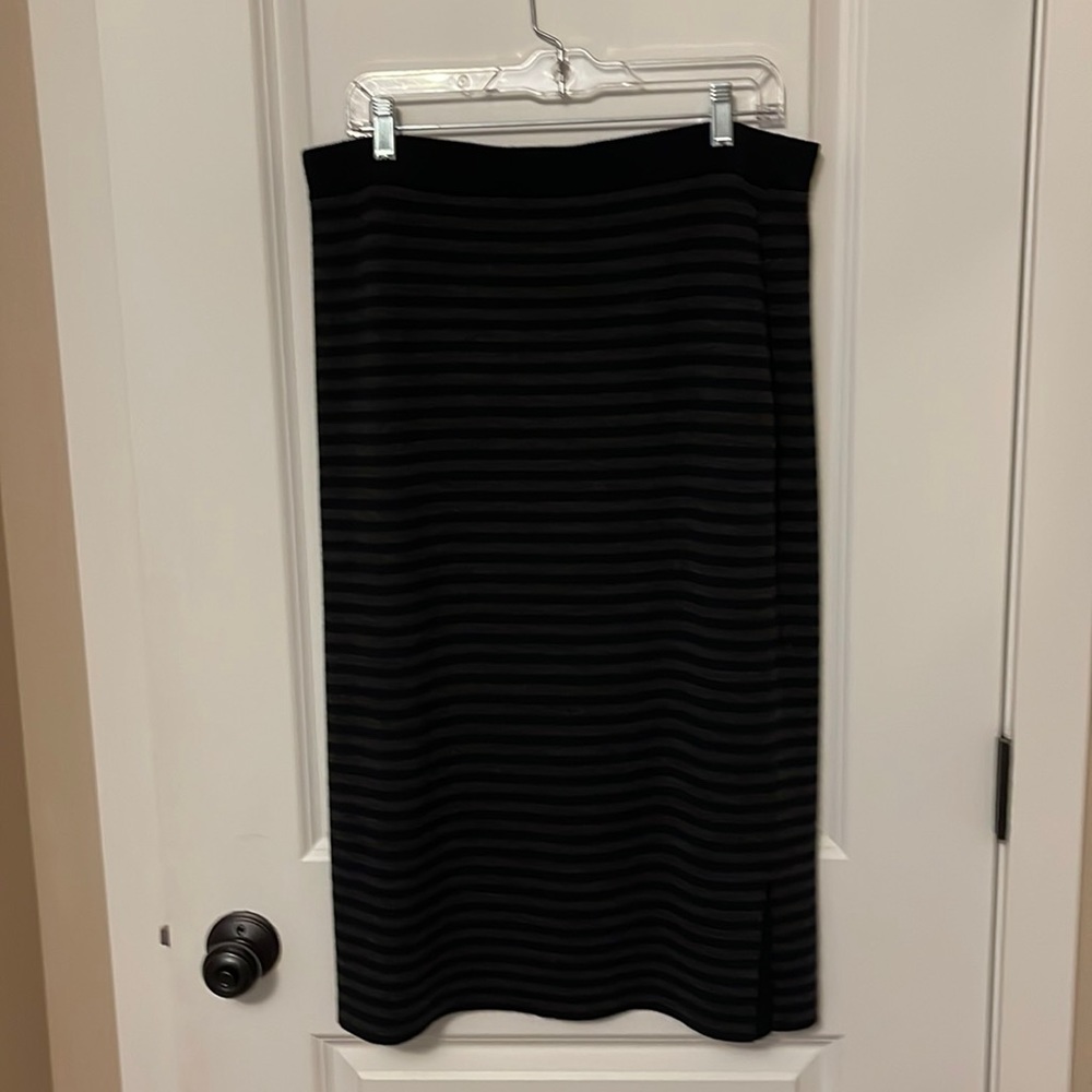 Eileen fisher black and grey striped knit skirt - Picture 3 of 6